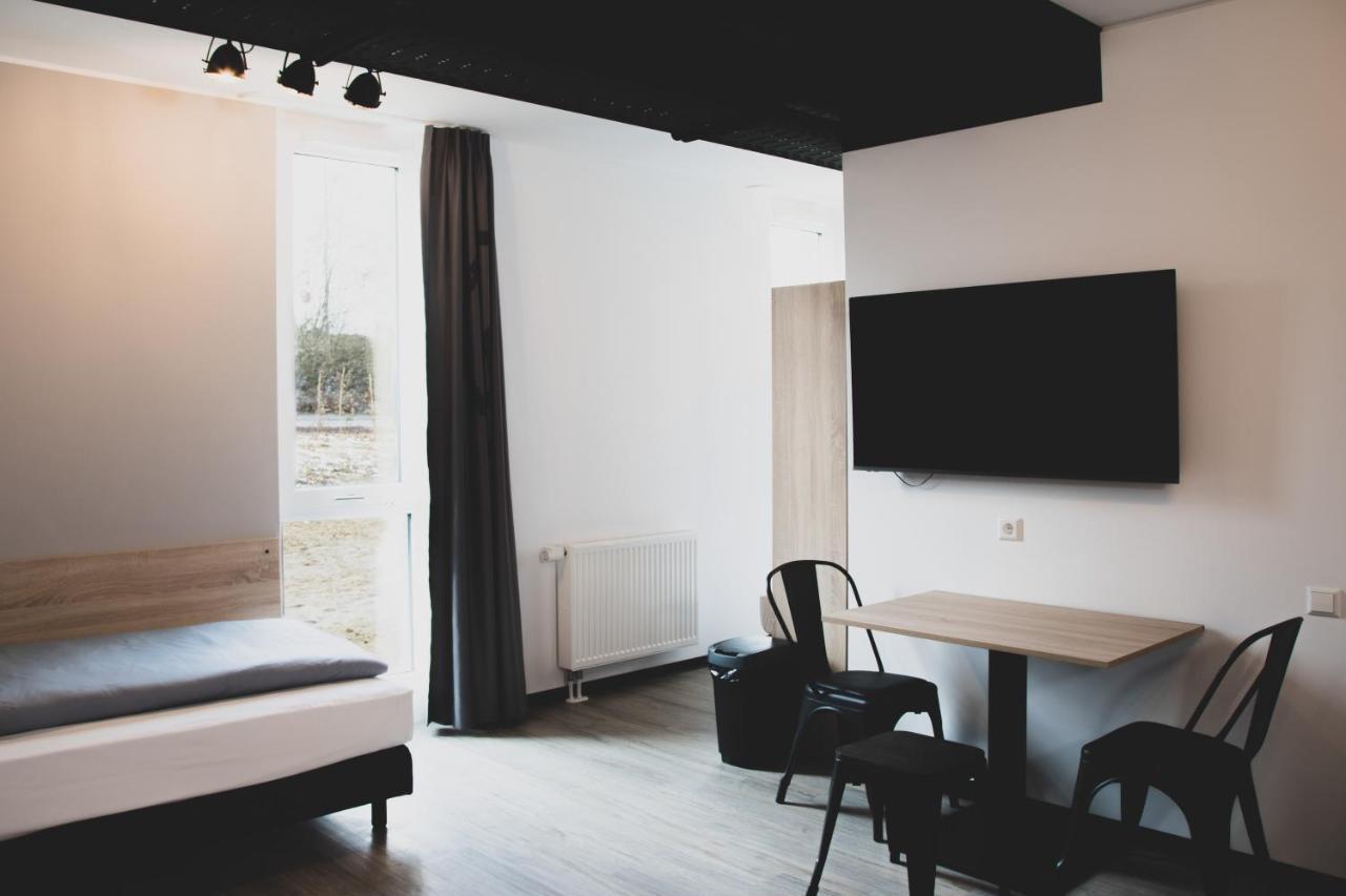 Das Schlafwerk Stuttgart-Nord Volldigitales Hotel-Self-Check In - Keine Rezeption-Lowbudget-Cashless Korntal-Münchingen Εξωτερικό φωτογραφία